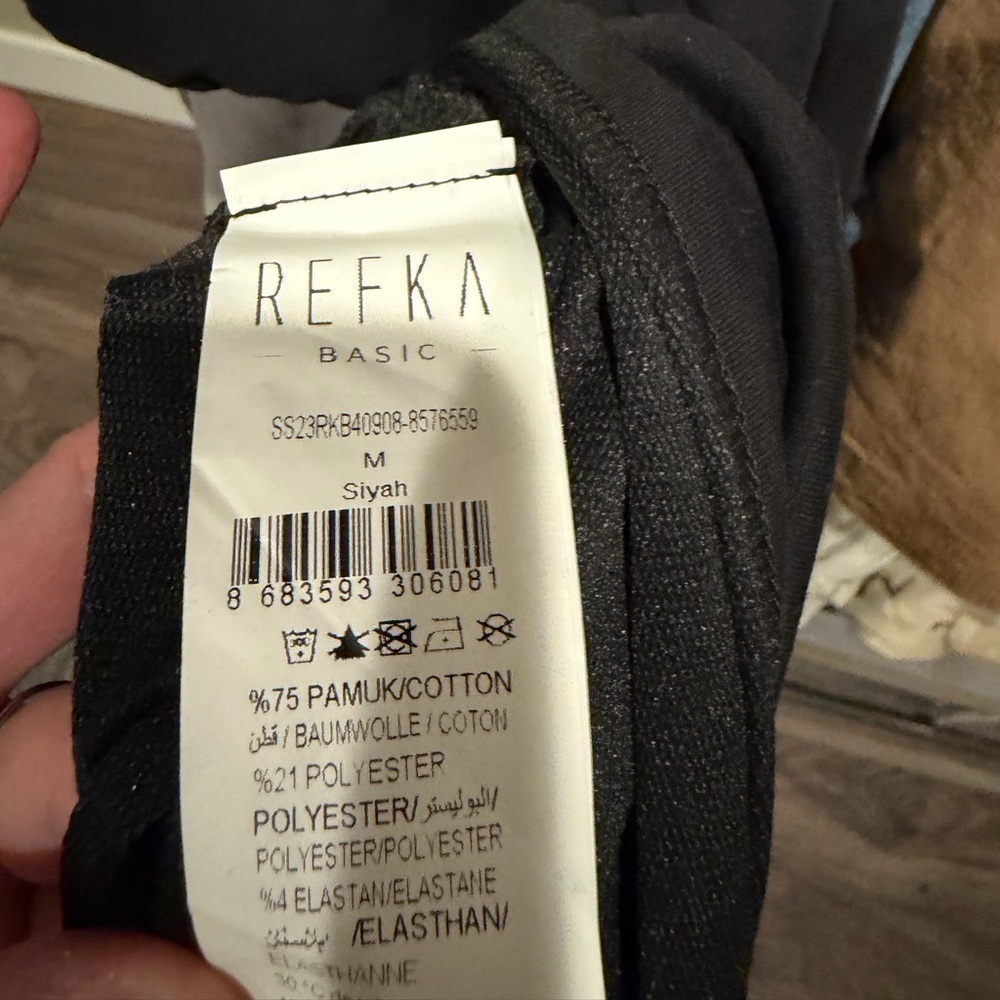 Refka Dress | Size Medium - Picture 5 of 5